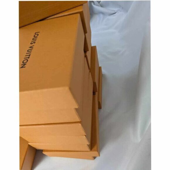 Authentic Louis Vuitton 1 Box for Wallet [ Price per Box]165-082625 - Picture 14 of 16